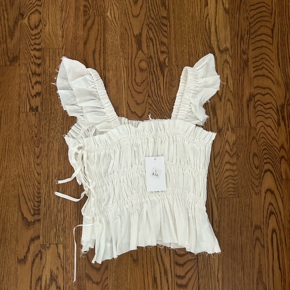 white top - Picture 2 of 2